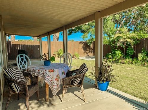 8945 Libra Dr, San Diego CA 92126-4708 exterior