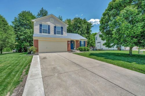 1194 Emery Ridge Dr, Stonelick, OH 45103-4046