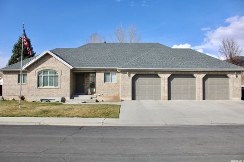 27 1820, Orem, UT 84058-7872