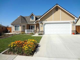 1684 Castoro Way, Hanford, CA 93230-8166