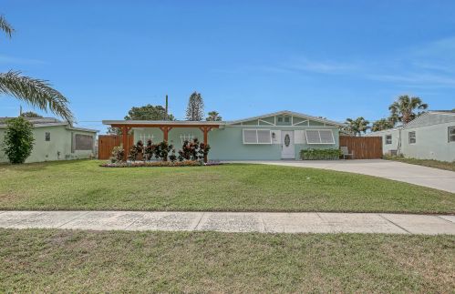 4252 Bellewood St, West Palm Beach, FL 33410-5843
