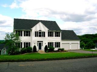 78 Poplar Rd, Middletown, CT 06457-7931