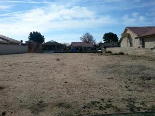14381 Ironsides Ln, Helendale, CA 92342-7795