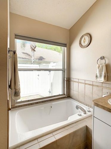 4784 Ridgemoor Cir, Palm Harbor FL  34685-3149 exterior