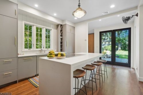 305 Hartford Rd, South Orange, NJ 07079-2432