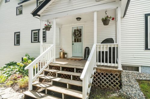35 Winter St, Unity, NH 03773-1435