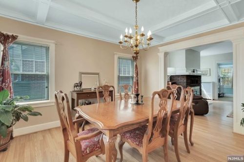 17 Glenwood Ave, Bloomfield NJ  07003-2201 exterior