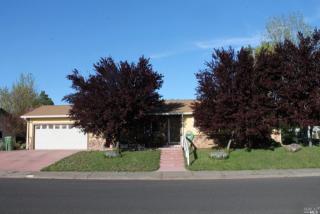 420 Washo Dr, Ukiah, CA 95482-5137