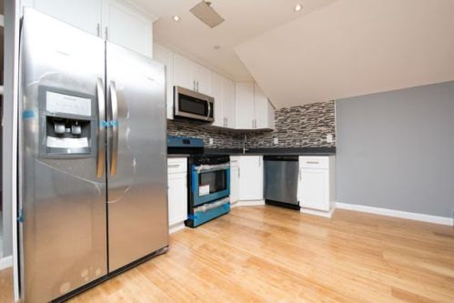 14244 Sutter Ave, Jamaica, NY 11436-1701