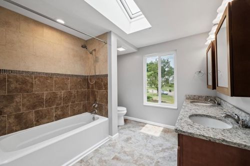 105 Lingay Ct, Glenshaw PA  15116-1035 exterior