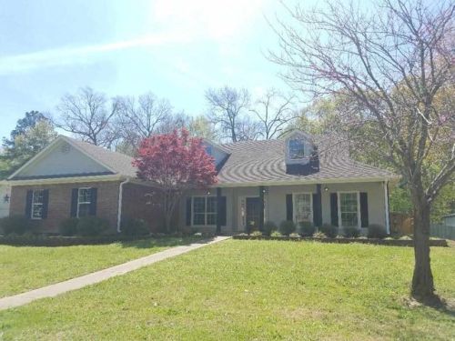 2906 Houston St, Kilgore, TX 75662-3449