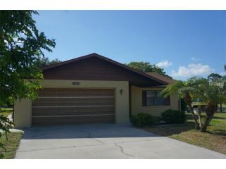 31952 Tropical Shores Dr, Tavares, FL 32778-4737
