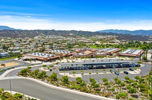 45035 Rutherford St, Temecula CA  92592-5529 exterior