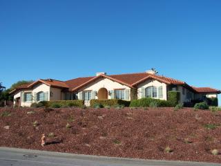 4000 Ashford Cir, Hollister, CA 95023-8965