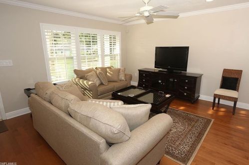 67 Constitution Dr, Naples FL  34112-7309 exterior