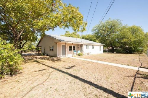 1205 Avenue, Morgans Point, TX 76513-4335