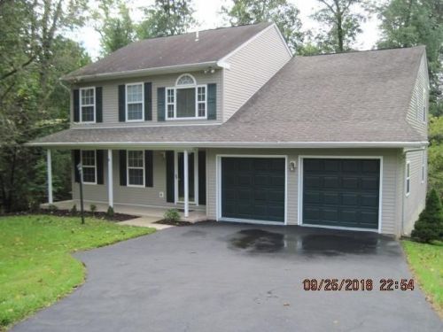 58 Doe Run Ln, Pottstown, PA 19464-2162