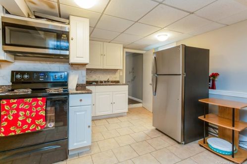 112 Birch St, Waterbury CT  06704-3808 exterior