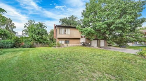 7 Birch Ct, Orangeburg, NY 10962-2829