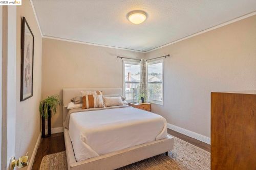 2350 109, Oakland CA  94603-4115 exterior