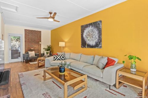 8530 Circle Dr, Westminster CO  80031-3735 exterior