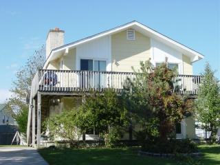 4625 Schooner Rd, Brigantine City, NJ 08203-1266