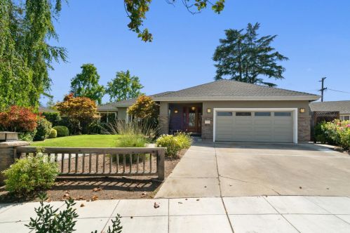 886 Bremerton Dr, Sunnyvale, CA 94087-3124