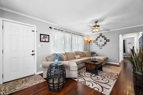 3962 La Rosa Ct, Darbydale OH  43123-2814 exterior