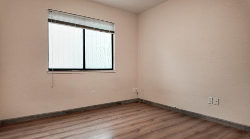 7229 Sutherland Way, Elk Grove CA  95758-4415 exterior