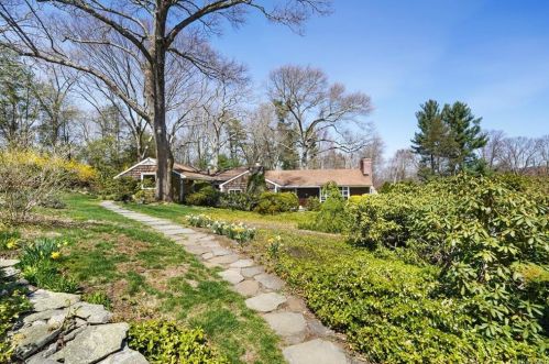 96 Bouton Rd, Lewisboro, NY 10590-1426