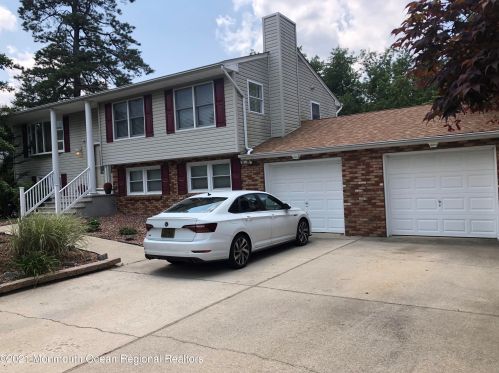 1352 Lee Way, Lacey, NJ 08731-4123
