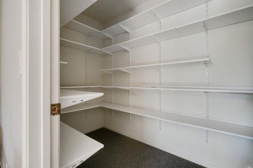 580 Willow Ct, Benicia CA  94510-1447 exterior