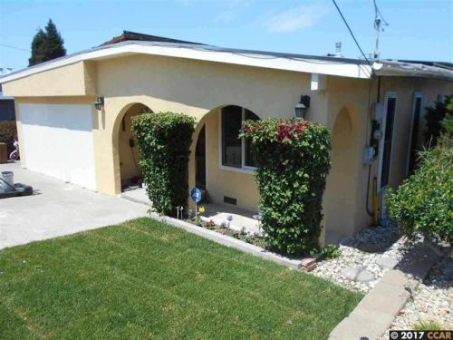 830 Betty Ave, Pinole, CA 94564-2611