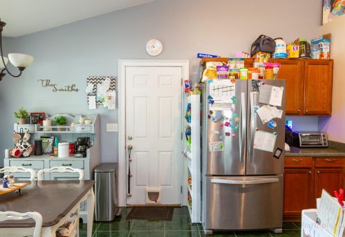 1384 Thayer Hall Dr, Mount Pleasant SC  29466-9480 exterior