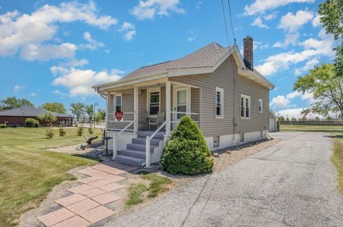 1233 North St, Crown Point, IN 46307-3507