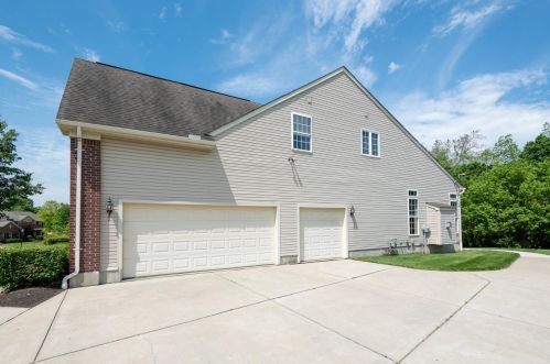 7340 Maple Leaf Ct, Liberty Township, OH 45044