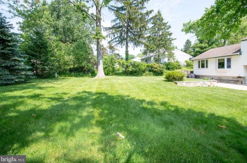 188 Windsor Ave, Southampton PA  18966-3334 exterior