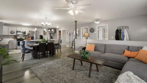 320 30th St, San Diego, CA 92113-1353