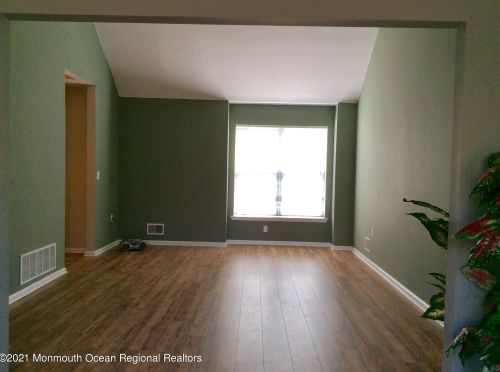 165 Huntley Ave, Berkeley Township NJ  08721-1351 exterior