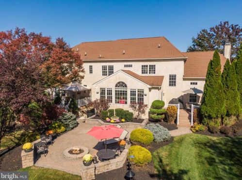 4040 Steeplechase Dr, Collegeville PA  19426-1265 exterior