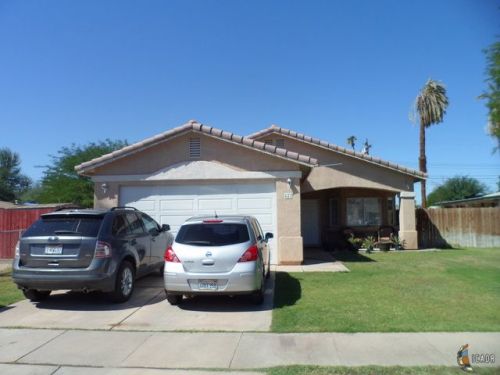 627 Walnut Ave, Holtville, CA 92250-1330