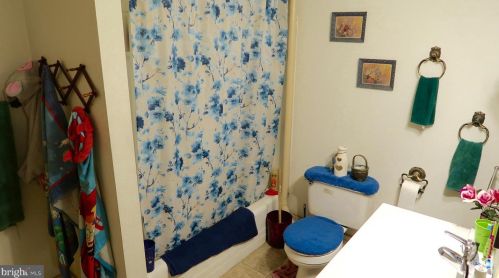 1905 Scull St, Lebanon PA  17046-2780 exterior