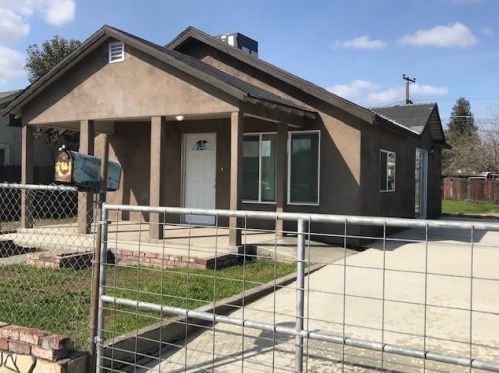 2861 Ward Ave, Riverbank CA  95367-2762 exterior