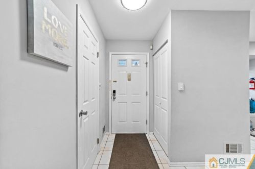 307 Palombi Ct, East Brunswick, NJ 08816-5027