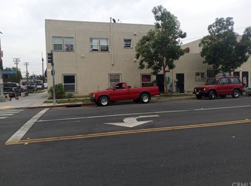 1000 10th St, Long Beach, CA 90813-4724