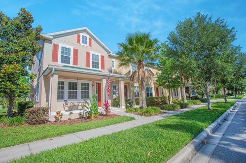 10282 Hartford Maroon Rd, Orlando, FL 32827-6925