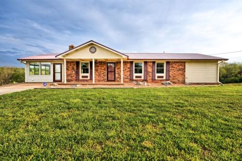 1300 Indian Creek Rd, Cumberland Furnace, TN 37051-9109
