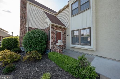 110 William Penn Dr, Norristown, PA 19403-5201