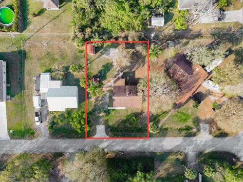 6904 Penny Ln, Fort Pierce, FL 34951-1241