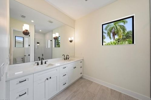 1208 Royal Palm Dr, Naples FL  34103-4823 exterior